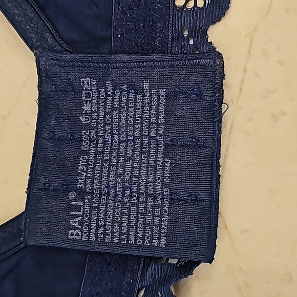 Bali 6592 Comfort Revolution Lace Desire Convertible Shaping Wireless Bra 3XL - Picture 4 of 5